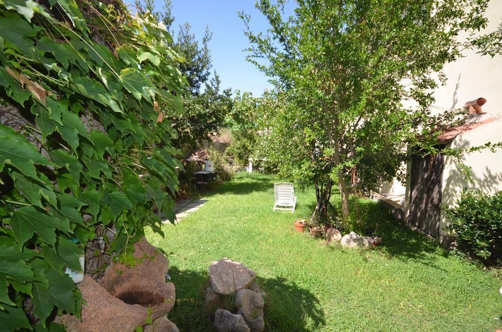 Appartamenti Salusai Trinita d'Agultu e Vignola Exterior photo